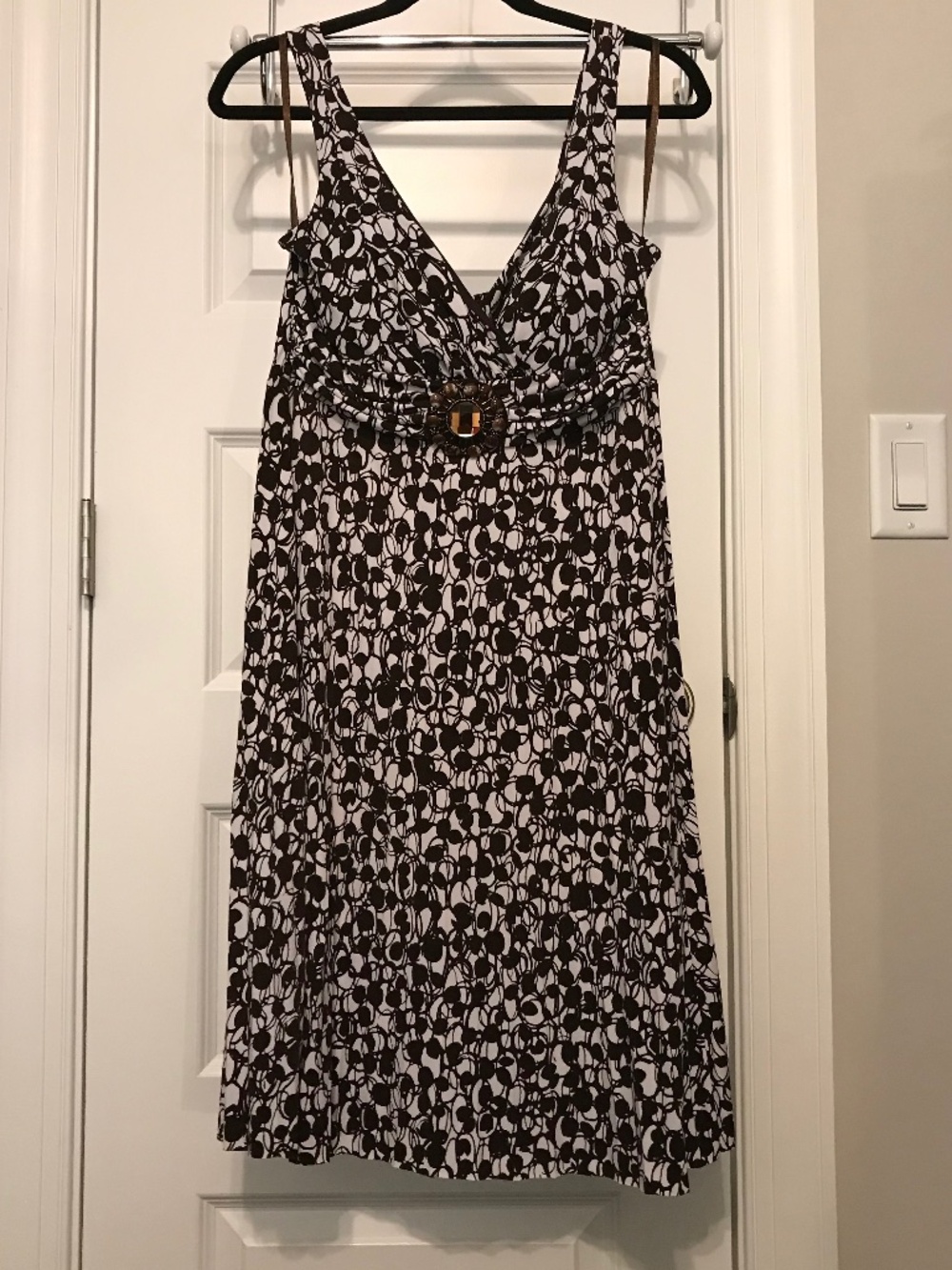 Enfocus Studio dark brown & white abstract print sleeveless summer dress (8)